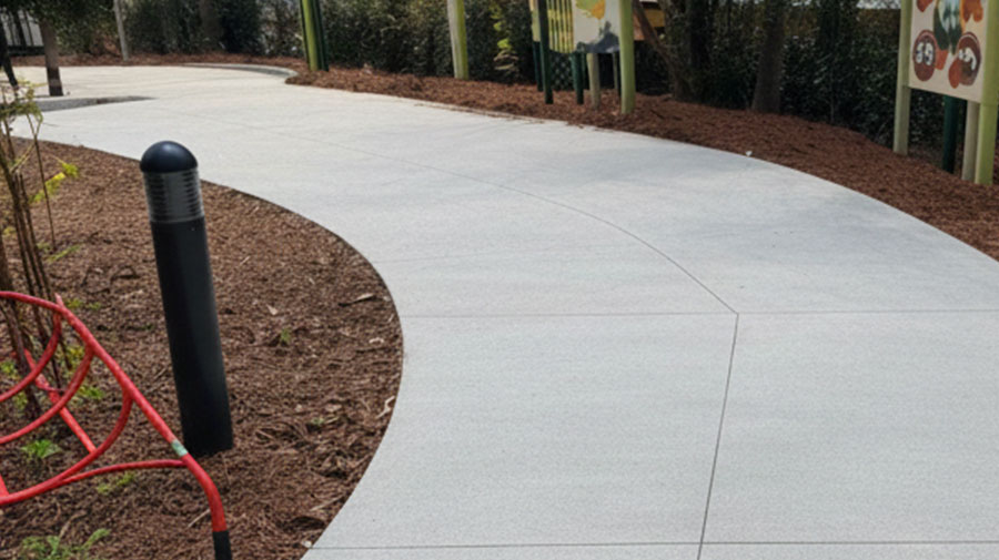 Fence after cleaning